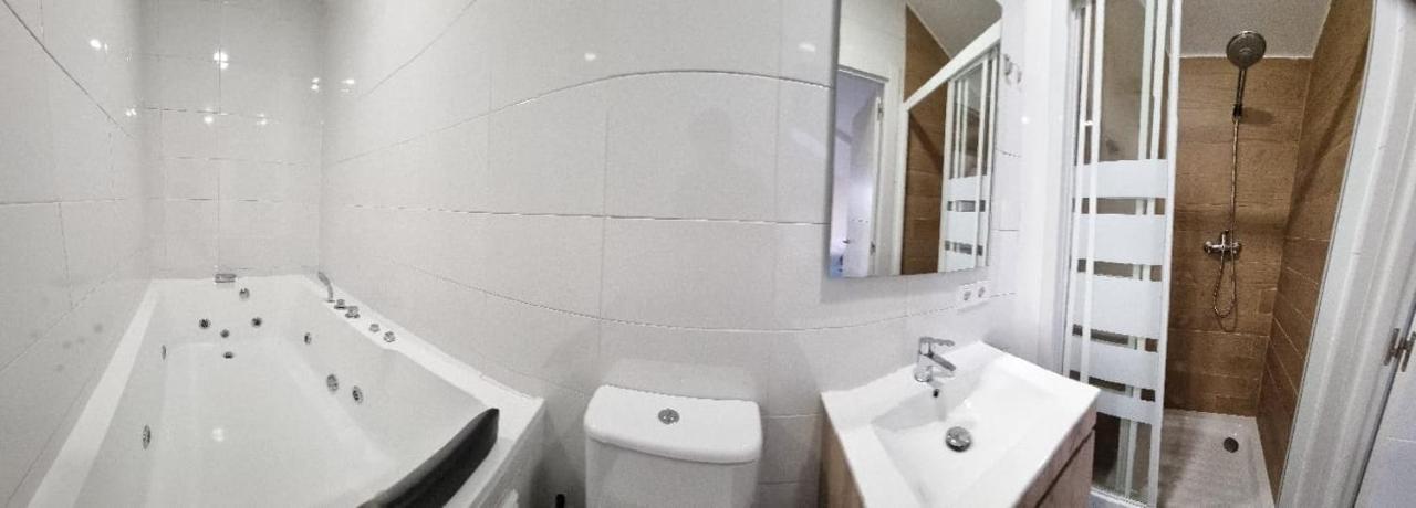 #2# Apartamento Jacuzzi Xl Sevilla Centro ภายนอก รูปภาพ